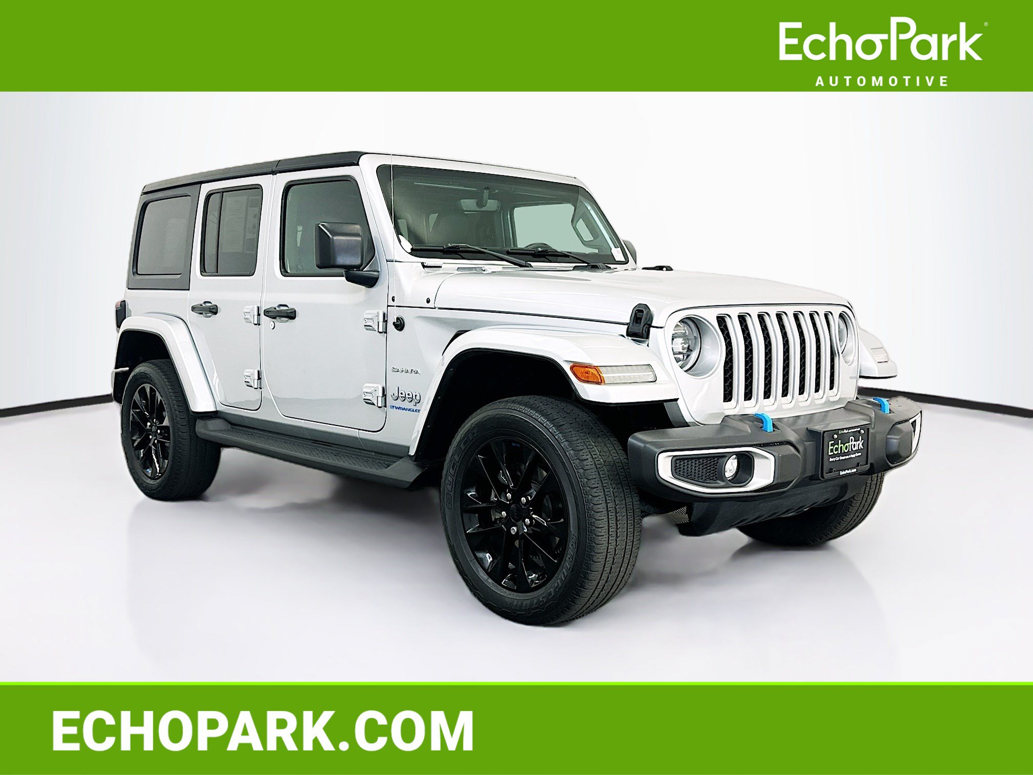 Used 2023 Jeep Wrangler Unlimited Sahara w/ Cold Weather Group AWD/4WD image 1