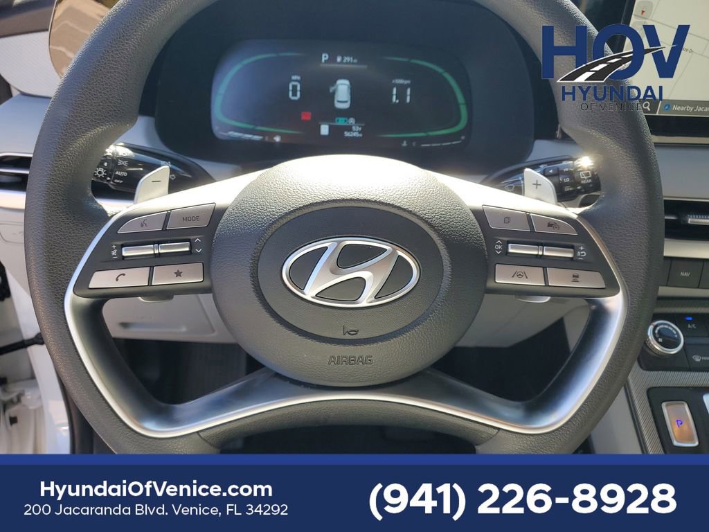 Used 2023 Hyundai Palisade SE image 32