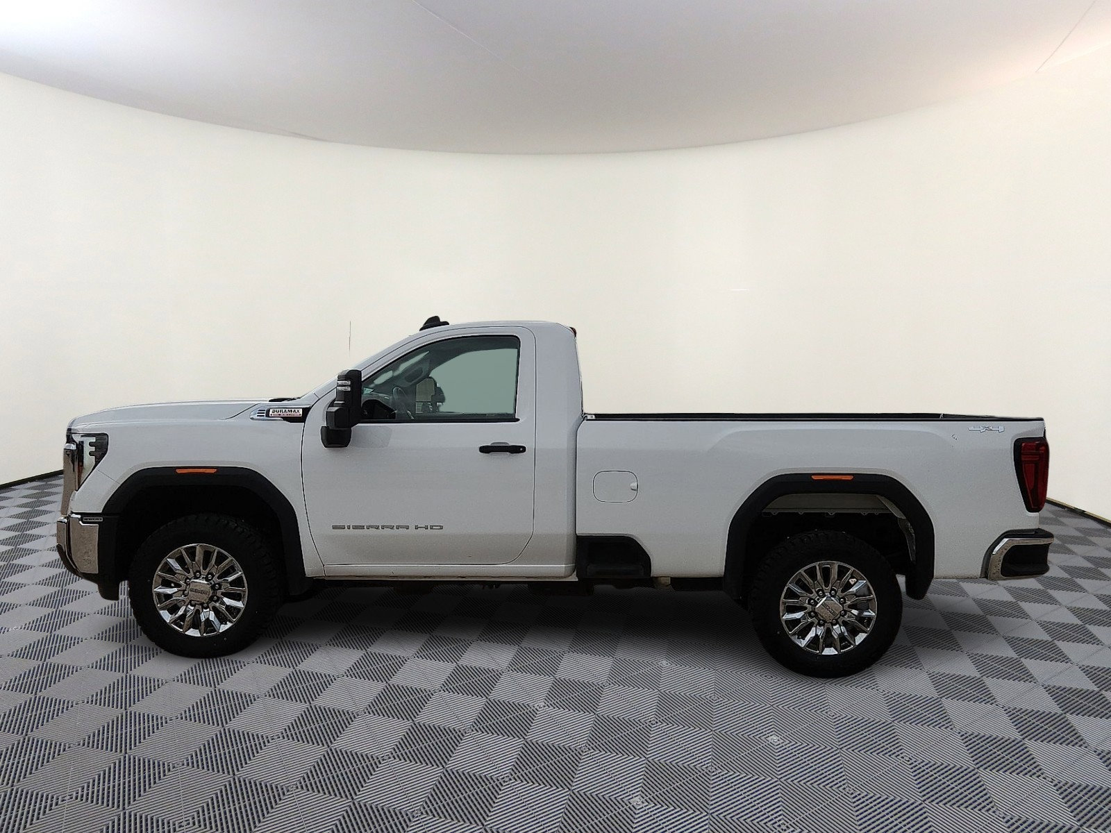 Used 2024 GMC Sierra 2500 Pro image 2