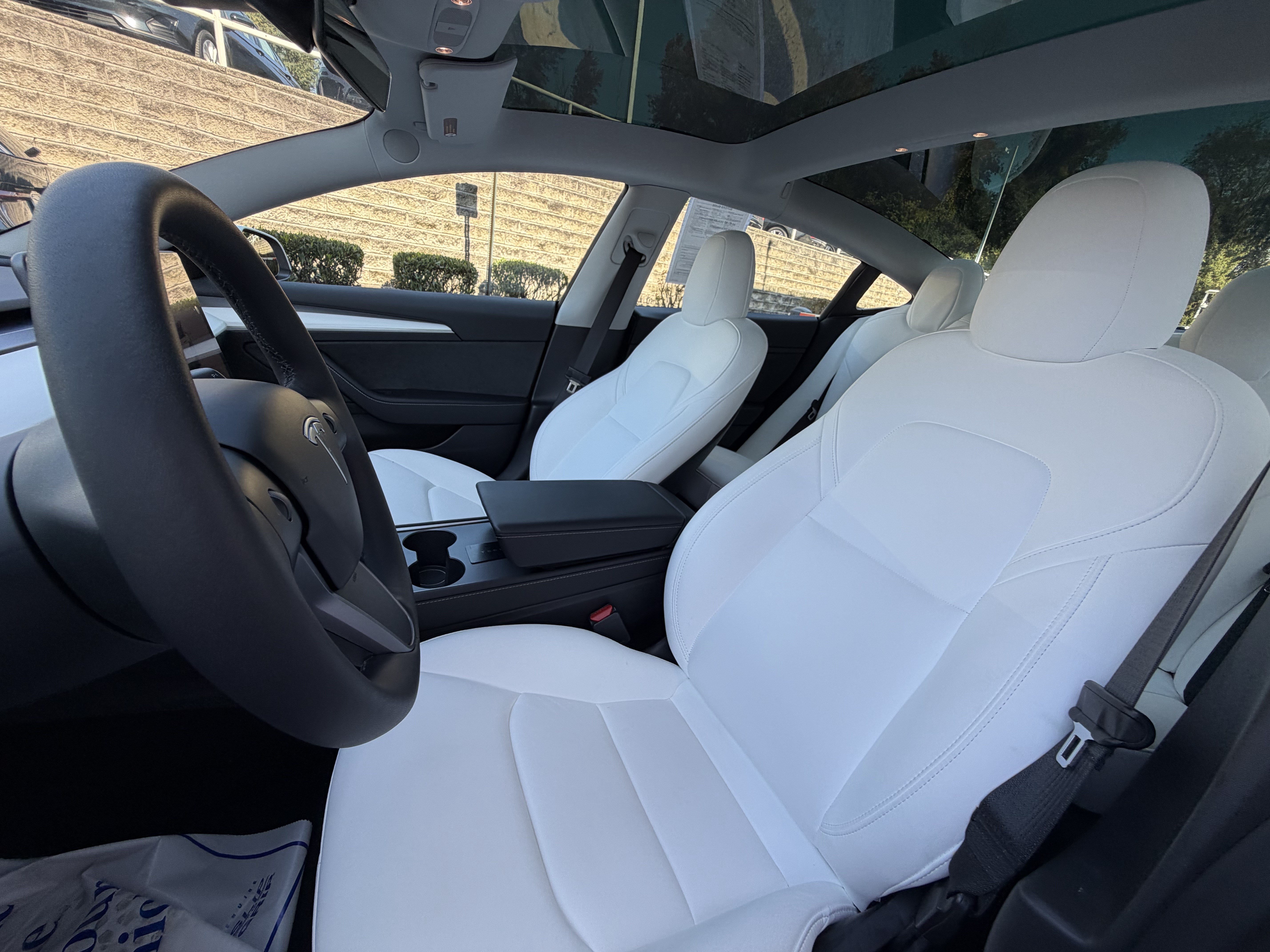 Used 2023 Tesla Model 3 Standard Range RWD image 9