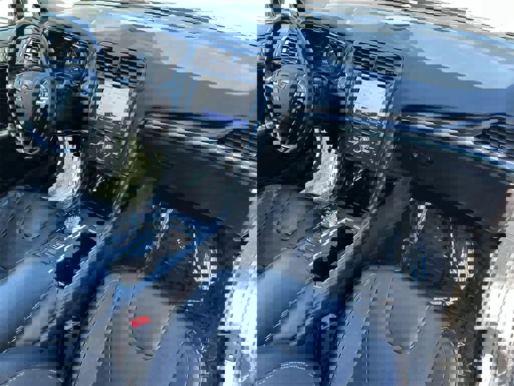 Used 2020 Ford Fusion Energi Titanium image 49