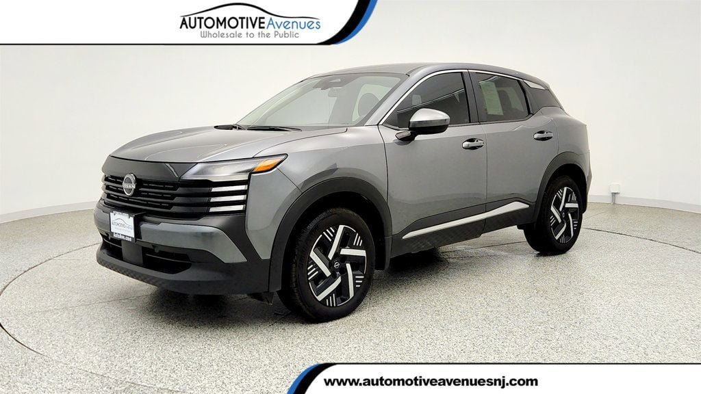 Used 2025 Nissan Kicks SV