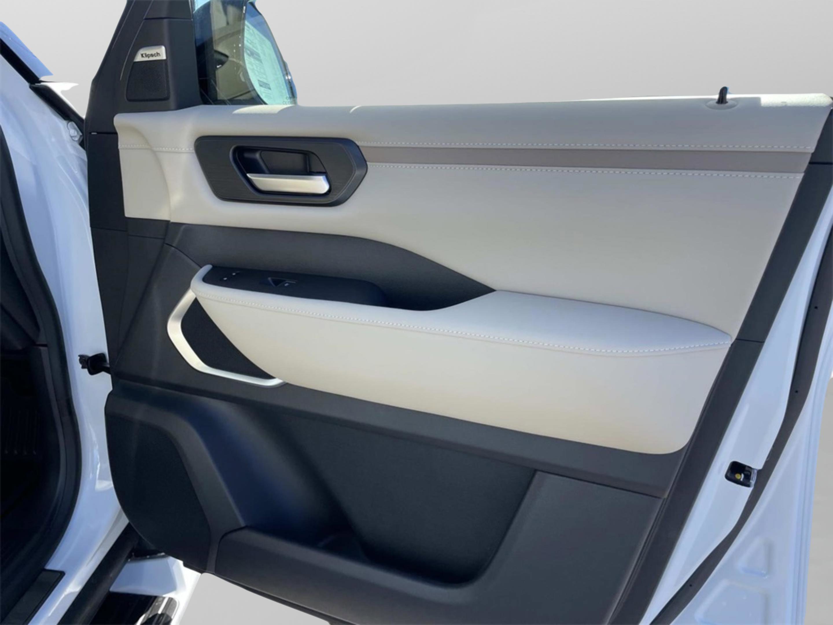 New 2026 Nissan Armada Platinum Reserve image 22