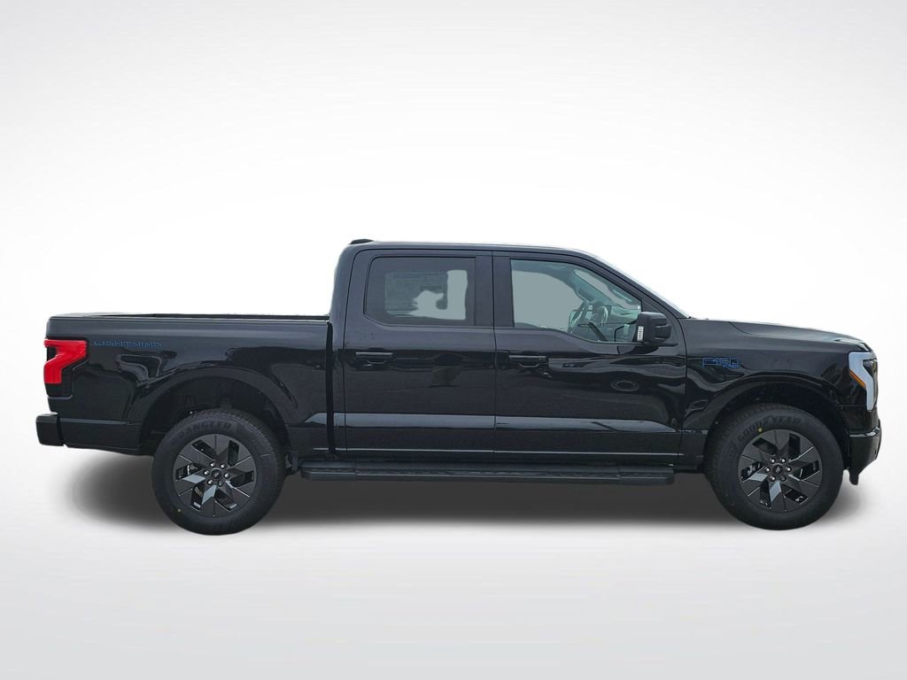 New 2025 Ford F150 Lightning Flash image 18