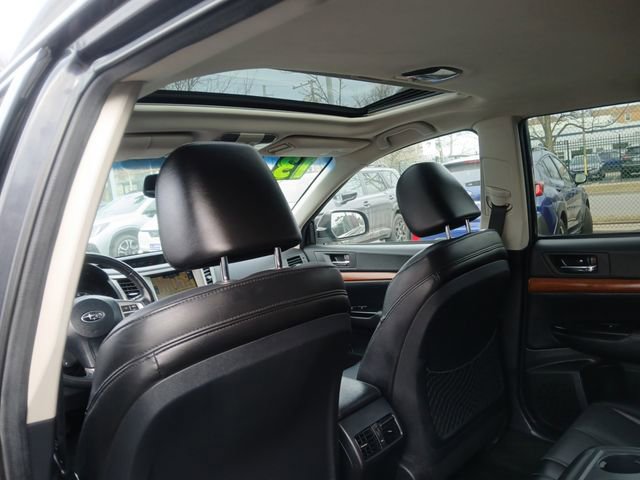 Used 2013 Subaru Outback 3.6R Limited image 21