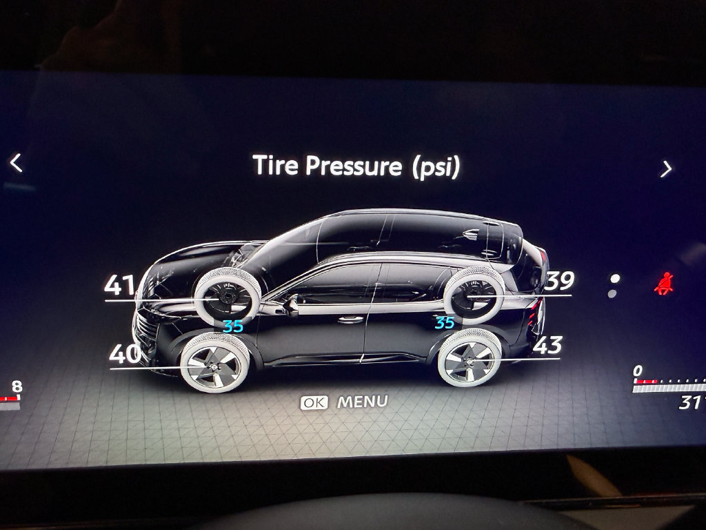 Certified 2026 Nissan Kicks SR w/ SR Premium Package FWD image 33