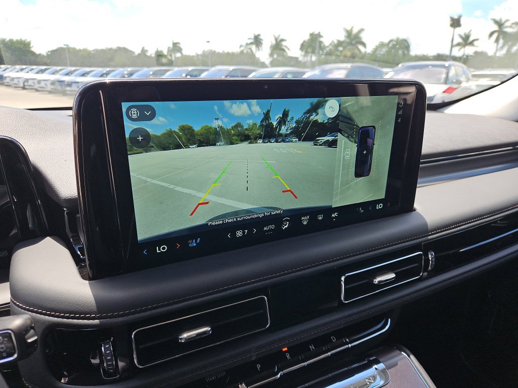 New 2025 Lincoln Aviator 2WD w/ Jet Appearance Package image 25