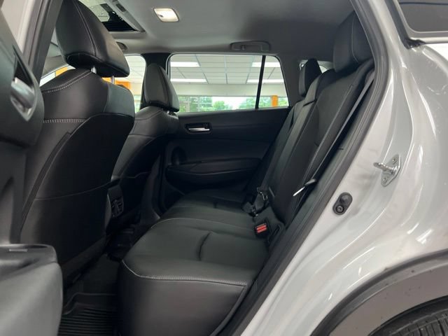 Used 2023 Toyota Corolla Cross XLE w/ Convenience Package FWD image 16