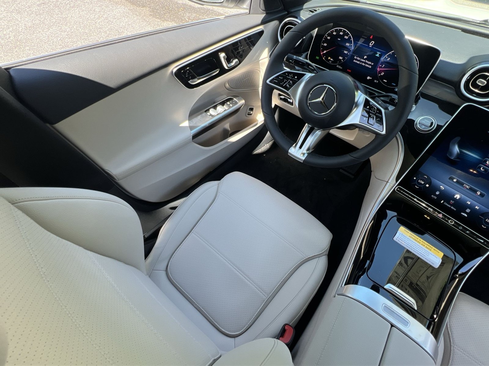 New 2026 Mercedes-Benz C 300 4MATIC Sedan image 16