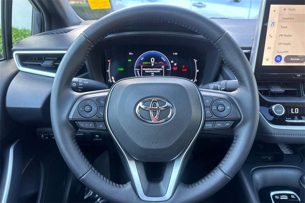 Certified 2025 Toyota Corolla SE image 22