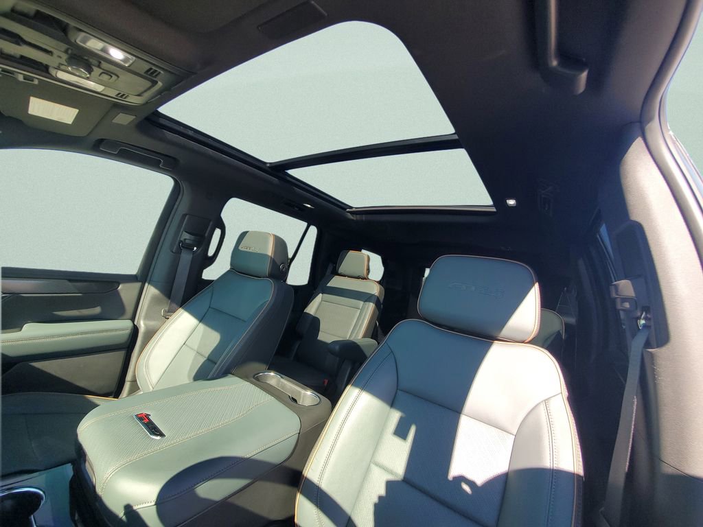 Used 2025 GMC Yukon AT4 w/ AT4 Premium Package image 20