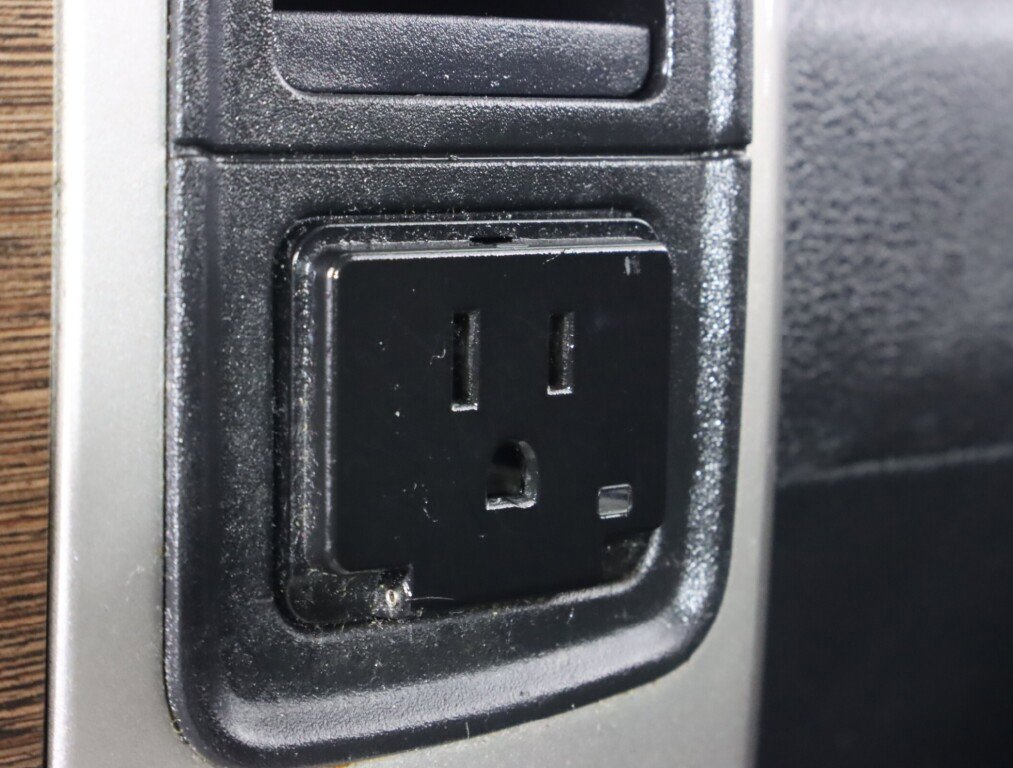 Used 2016 RAM 3500 Laramie w/ Sport Appearance Group image 24