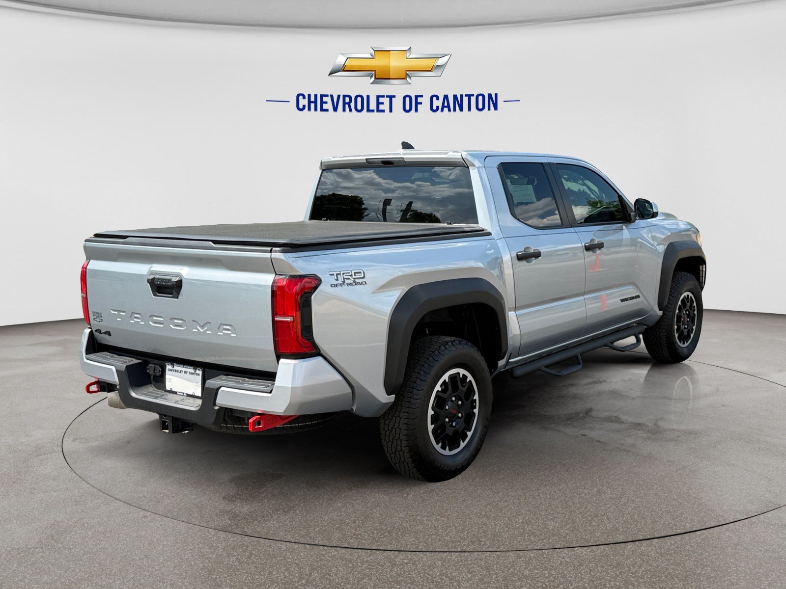 Used 2024 Toyota Tacoma TRD Off-Road AWD/4WD image 5