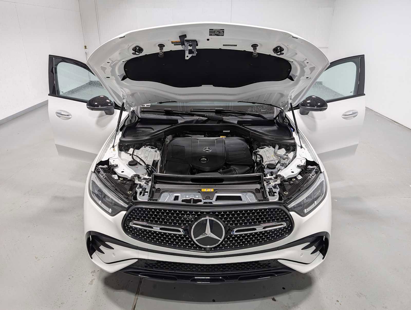 New 2026 Mercedes-Benz GLC 300 4MATIC image 11