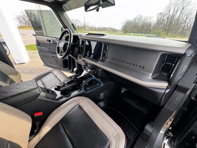 Used 2024 Ford Bronco Wildtrak image 11