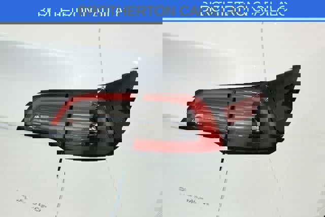 Used 2024 Tesla Model Y Long Range AWD/4WD image 13