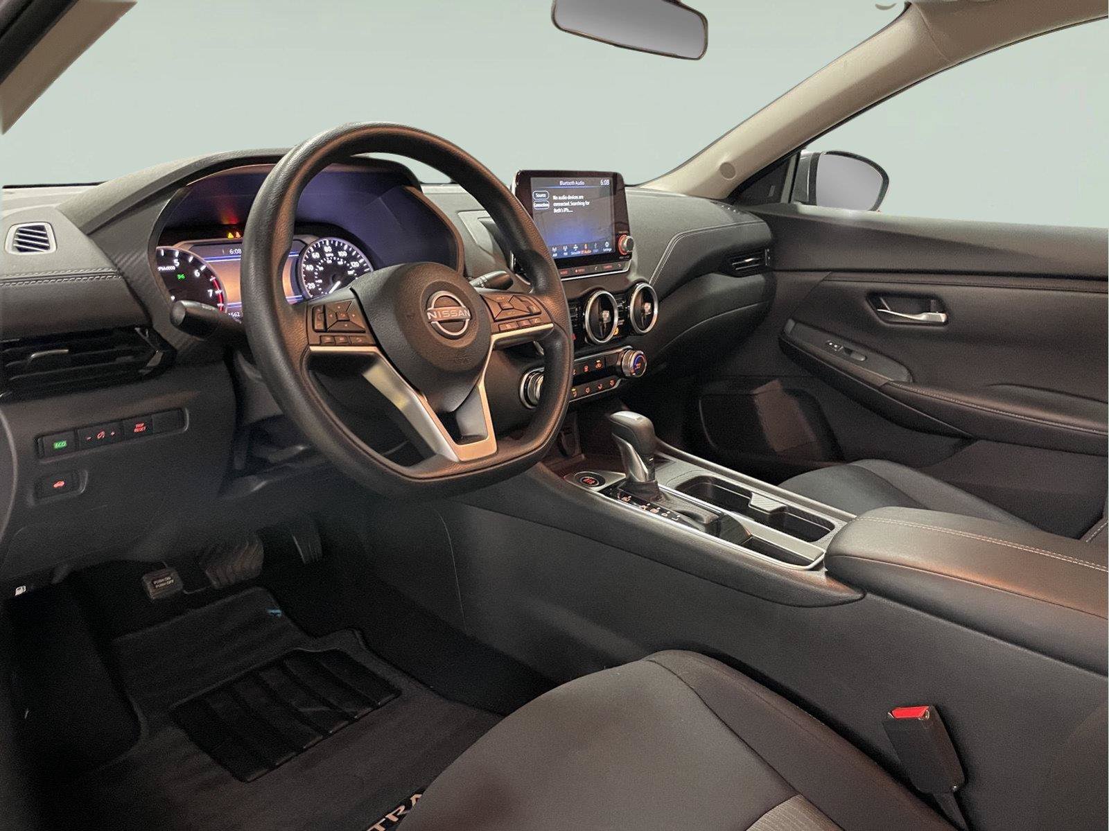 Used 2024 Nissan Sentra SV FWD image 14