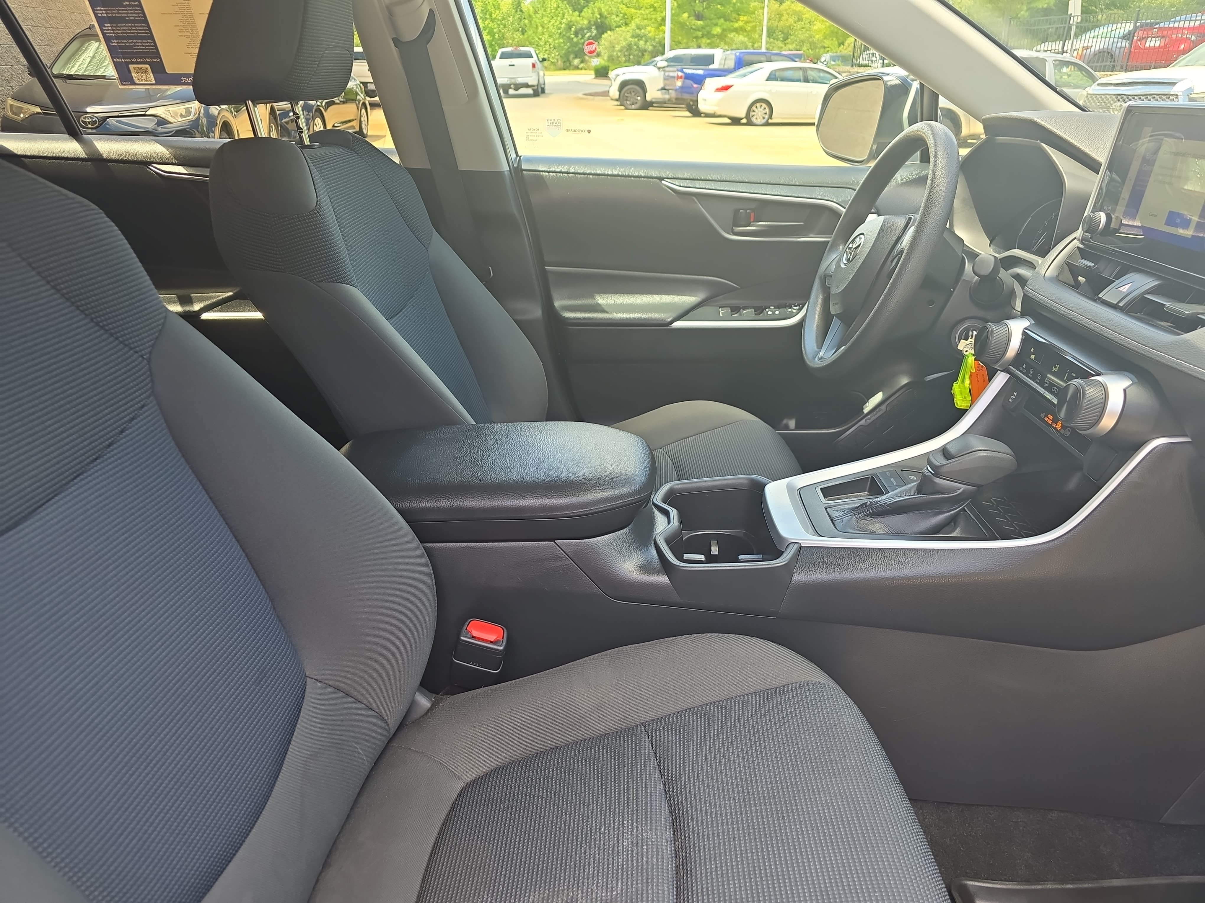 Certified 2023 Toyota RAV4 LE FWD image 10