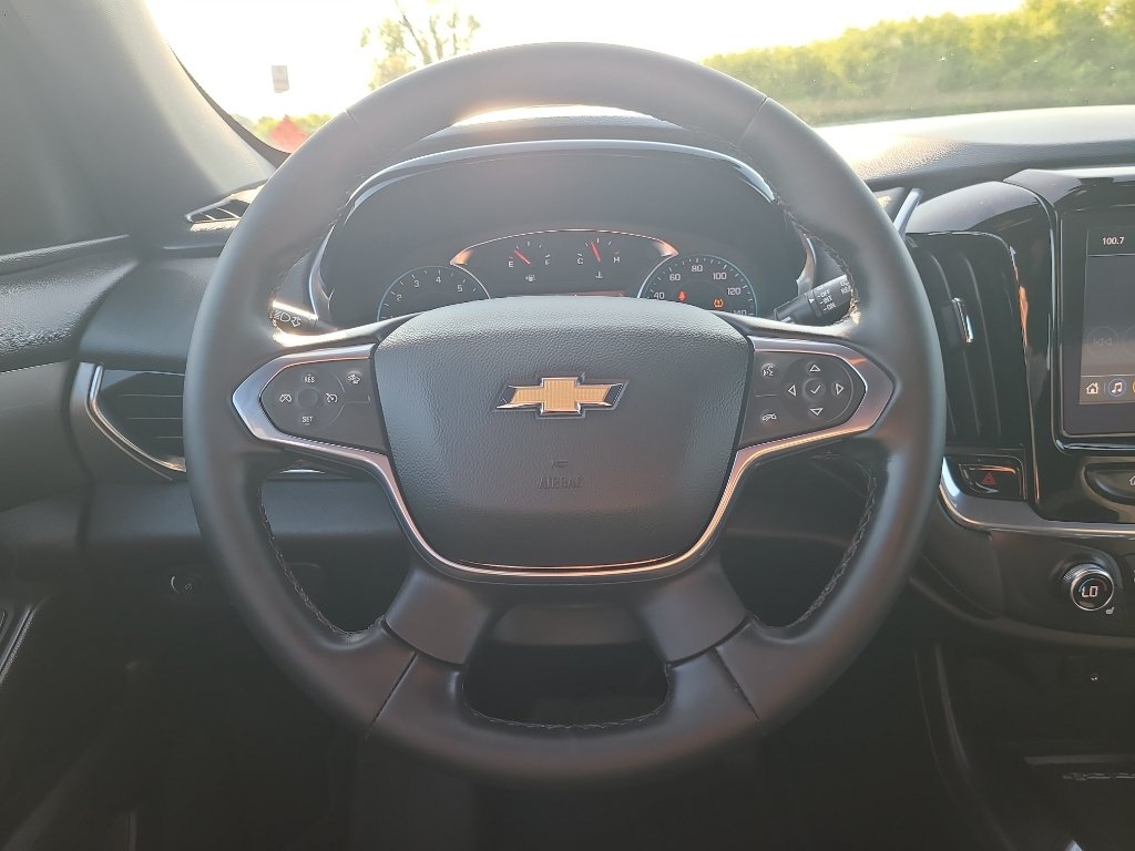 Used 2023 Chevrolet Traverse LT AWD/4WD image 30