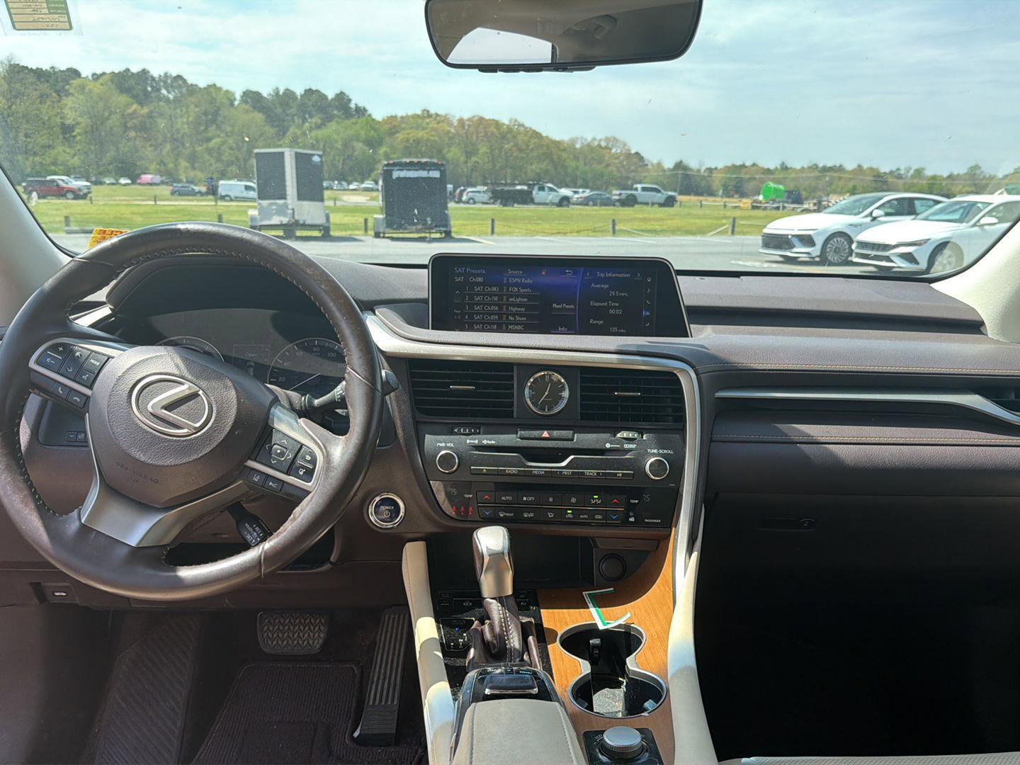 Used 2017 Lexus RX 450h AWD image 11