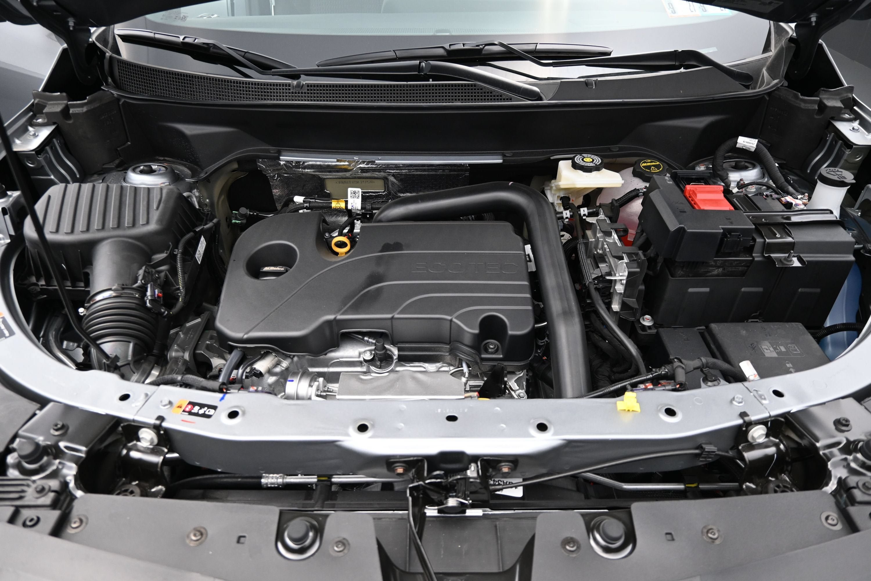 New 2027 Chevrolet Equinox LT FWD image 33