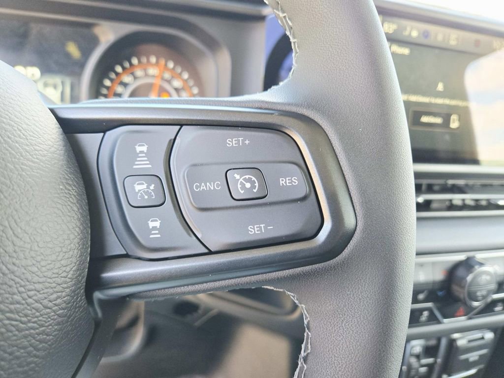 Certified 2025 Jeep Gladiator Sport image 23