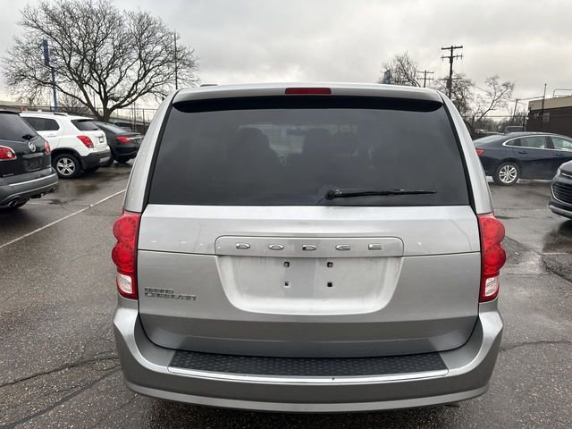 Used 2016 Dodge Grand Caravan SE w/ SE Plus Package image 4