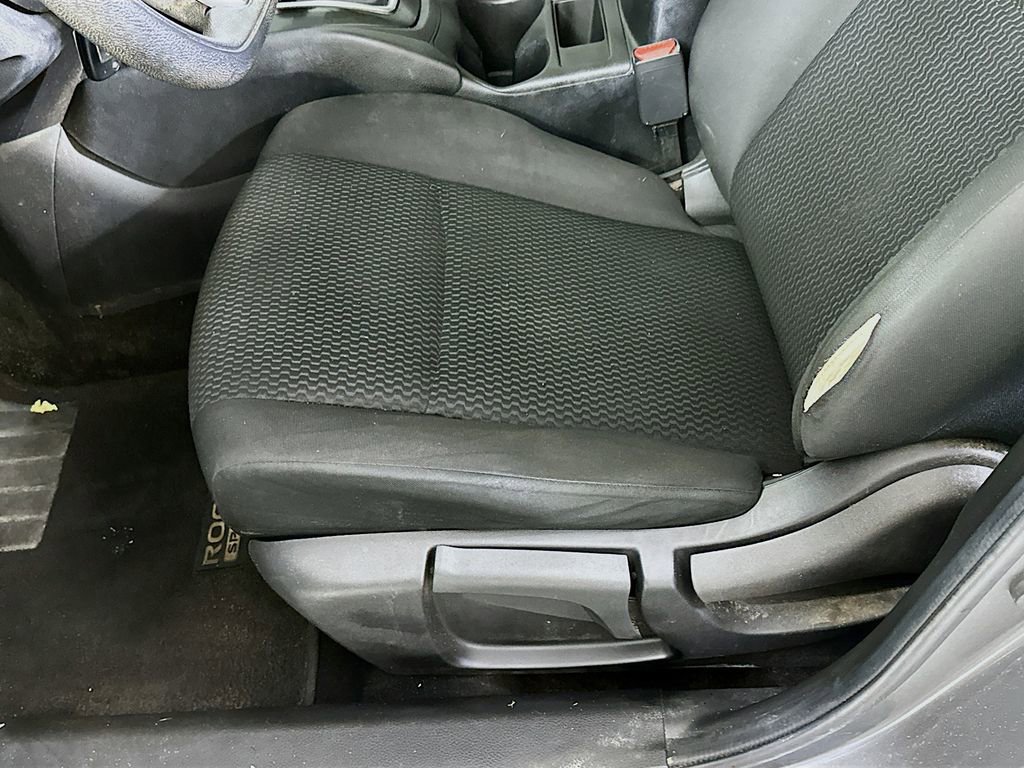Used 2019 Nissan Rogue Sport S FWD image 9