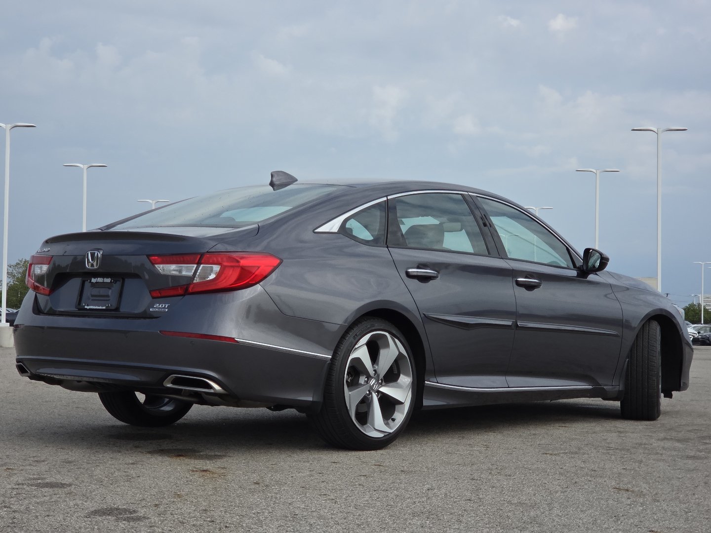Used 2018 Honda Accord Touring image 18