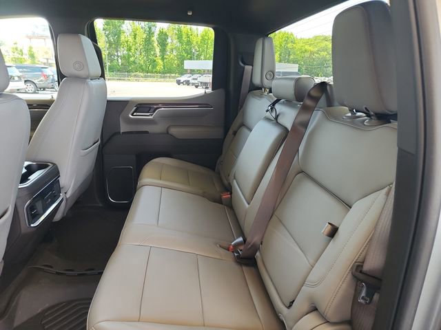 Used 2025 Chevrolet Silverado 1500 LTZ AWD/4WD image 21