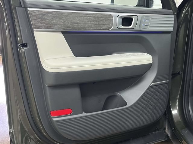 Certified 2025 Hyundai Santa Fe Limited FWD image 15