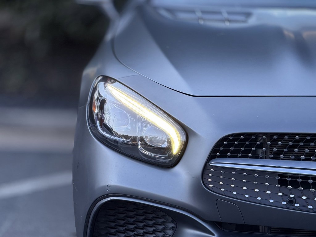 Used 2019 Mercedes-Benz SL 450 w/ Premium Package image 4