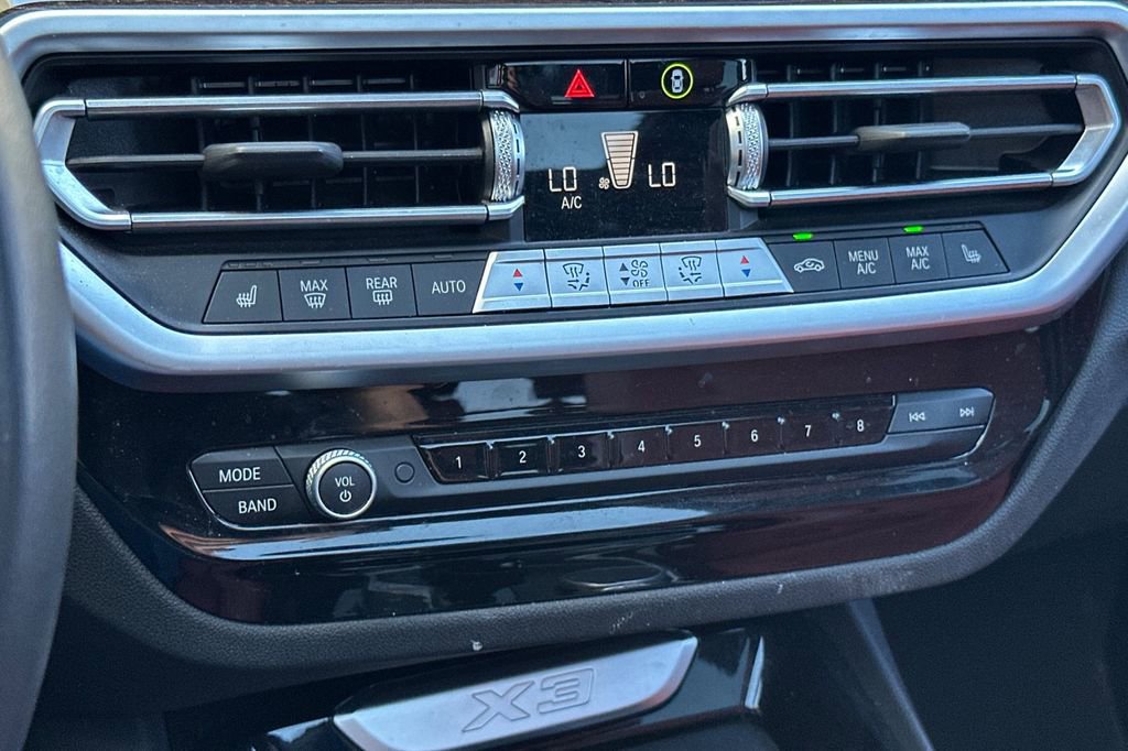 Used 2024 BMW X3 sDrive30i w/ Convenience Package image 23