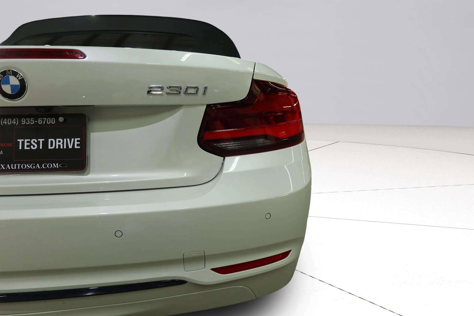 Used 2020 BMW 230i Convertible w/ Premium Package RWD image 7