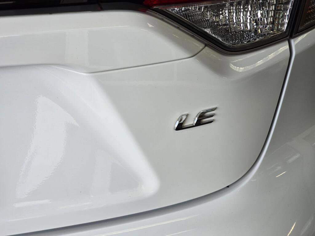 Used 2024 Toyota Corolla LE FWD image 14