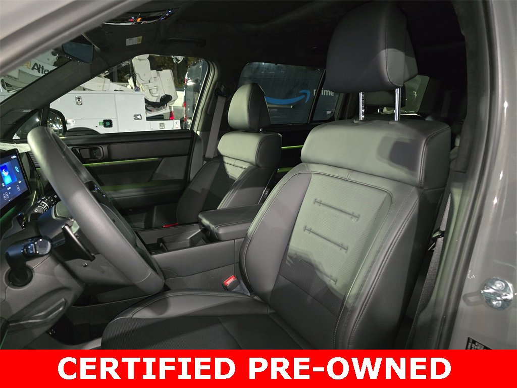 Certified 2025 Hyundai Santa Fe Calligraphy image 17