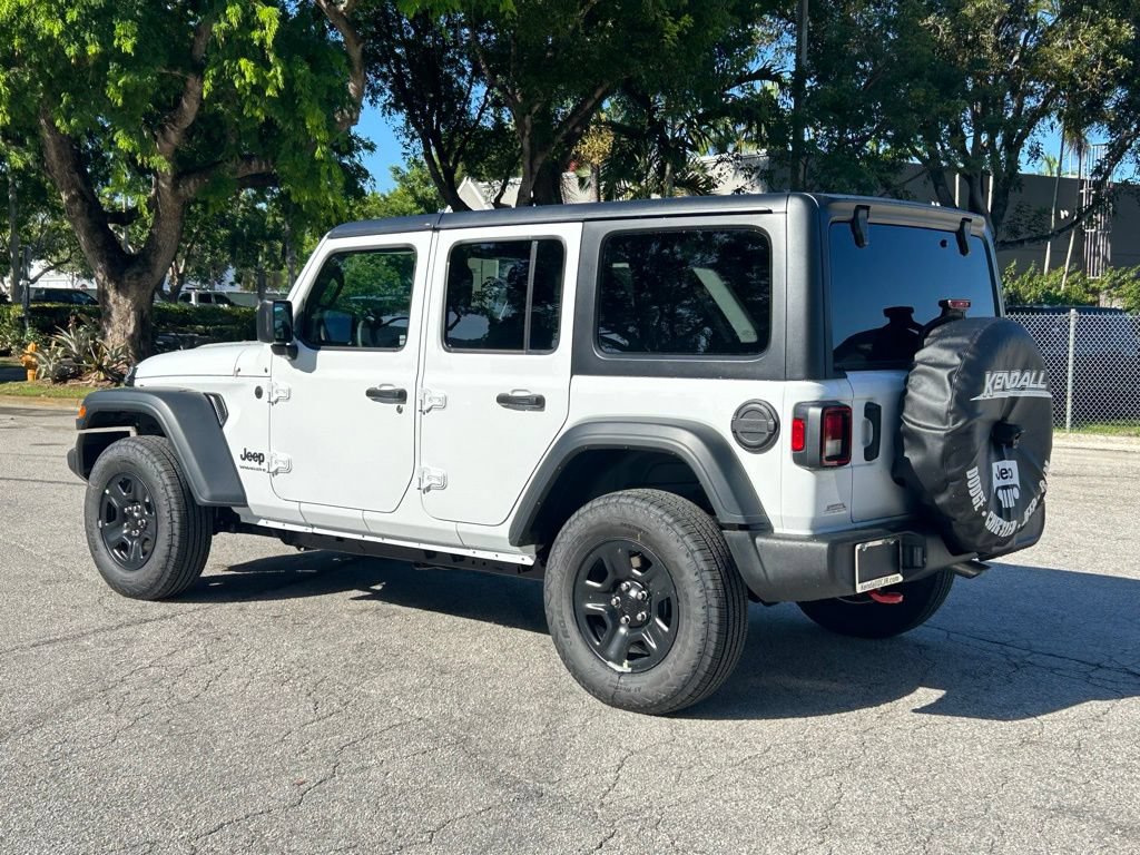 Used 2025 Jeep Wrangler Unlimited Sport AWD/4WD image 7