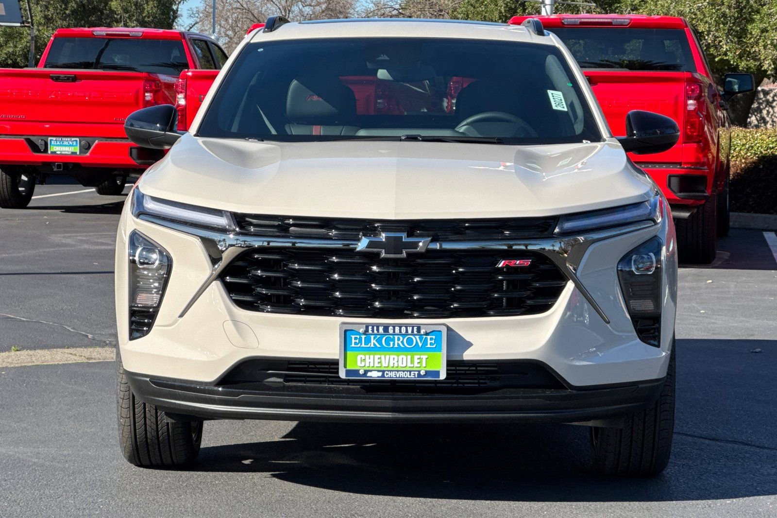 New 2026 Chevrolet Trax RS w/ Sunroof Package image 8