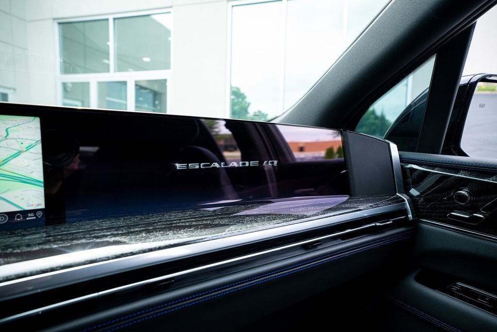 Used 2025 Cadillac Escalade IQ Sport 1 AWD/4WD image 38