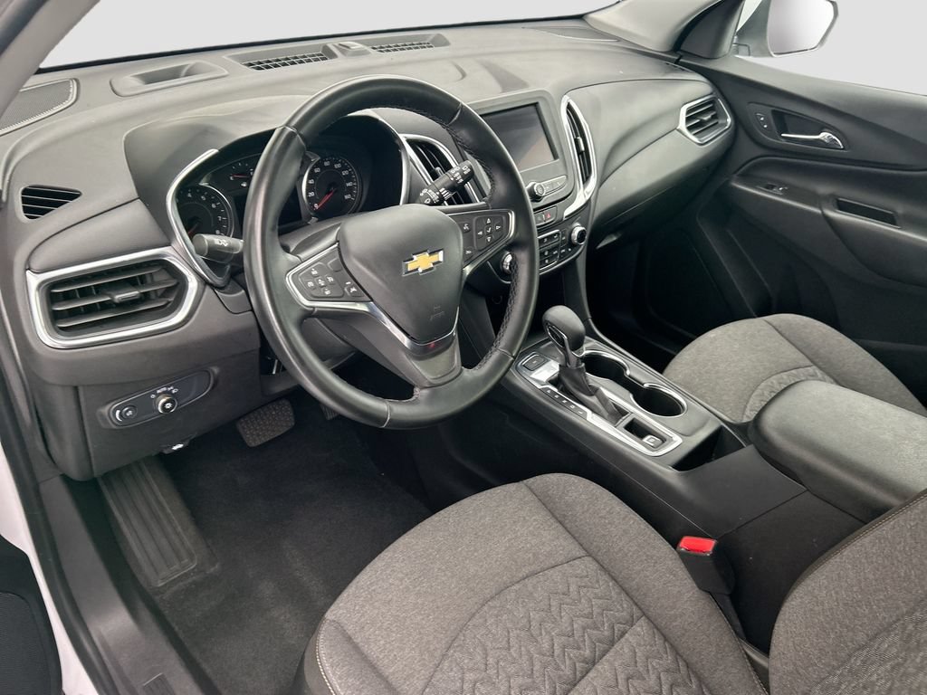 Used 2024 Chevrolet Equinox LT AWD/4WD image 9