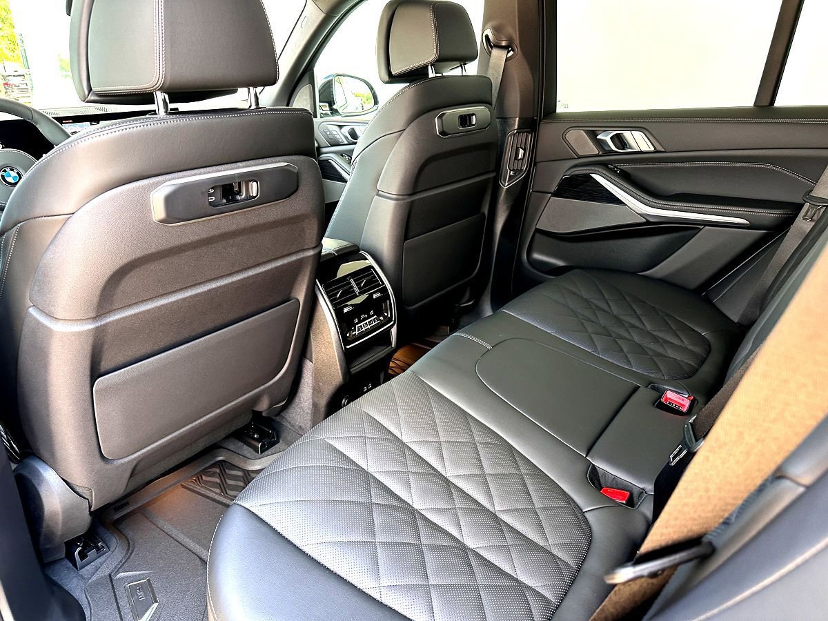 New 2026 BMW X5 sDrive40i w/ M Sport Package image 18