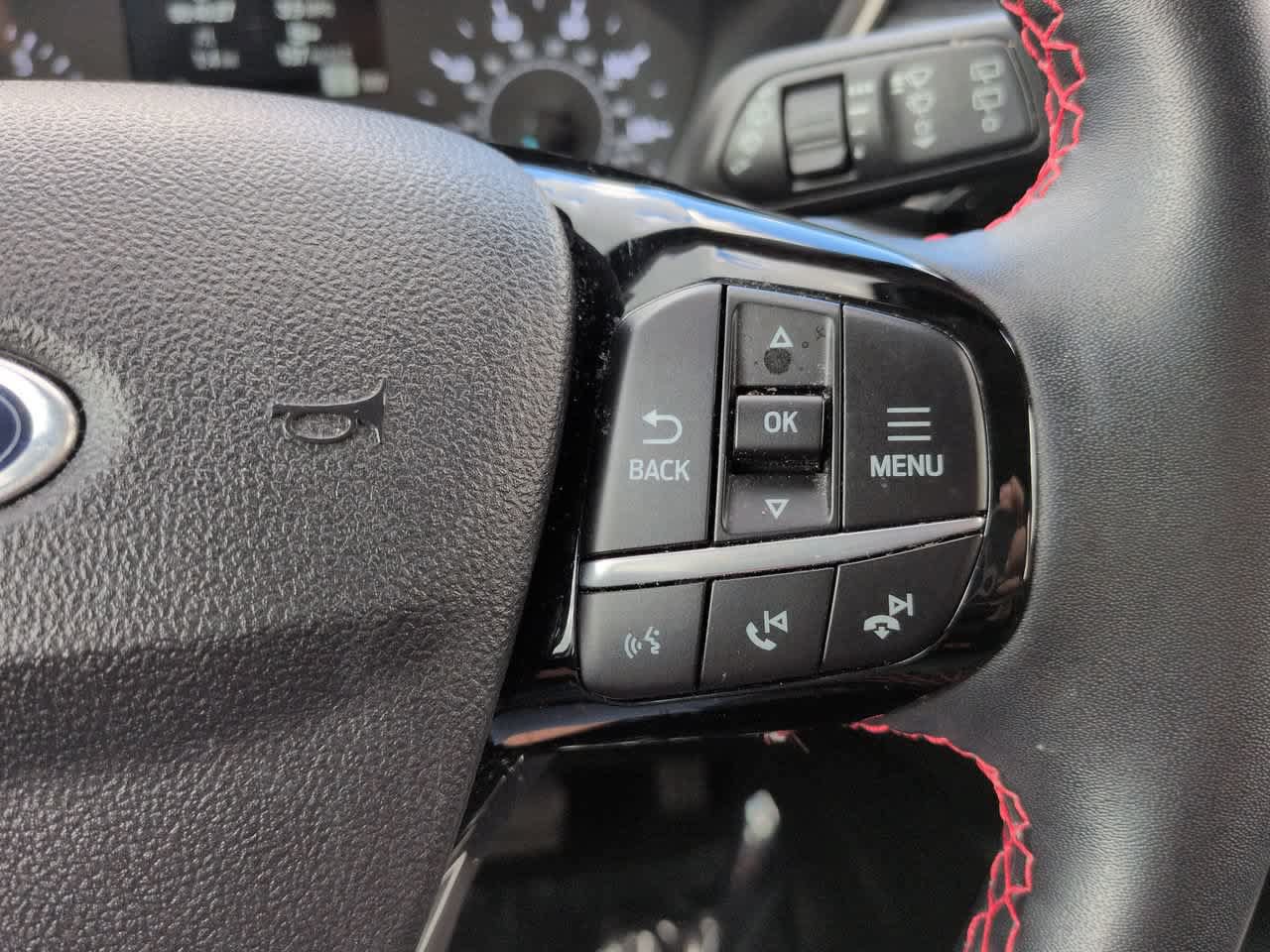 Used 2022 Ford Escape SEL w/ SEL Stealth AWD Package image 26