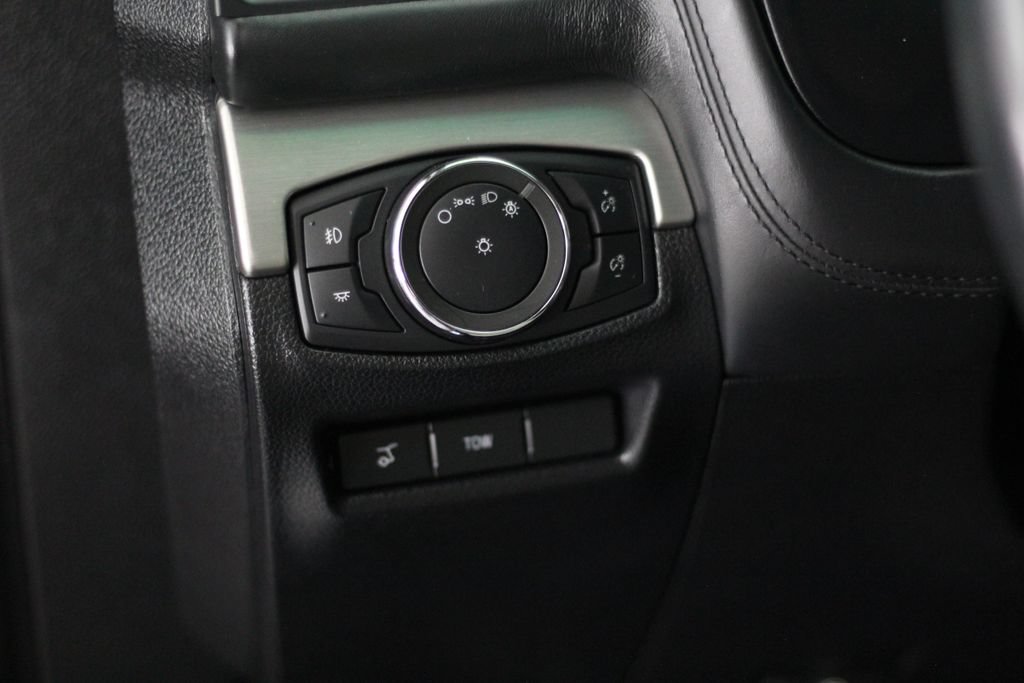 Used 2018 Ford Explorer Platinum AWD/4WD image 50