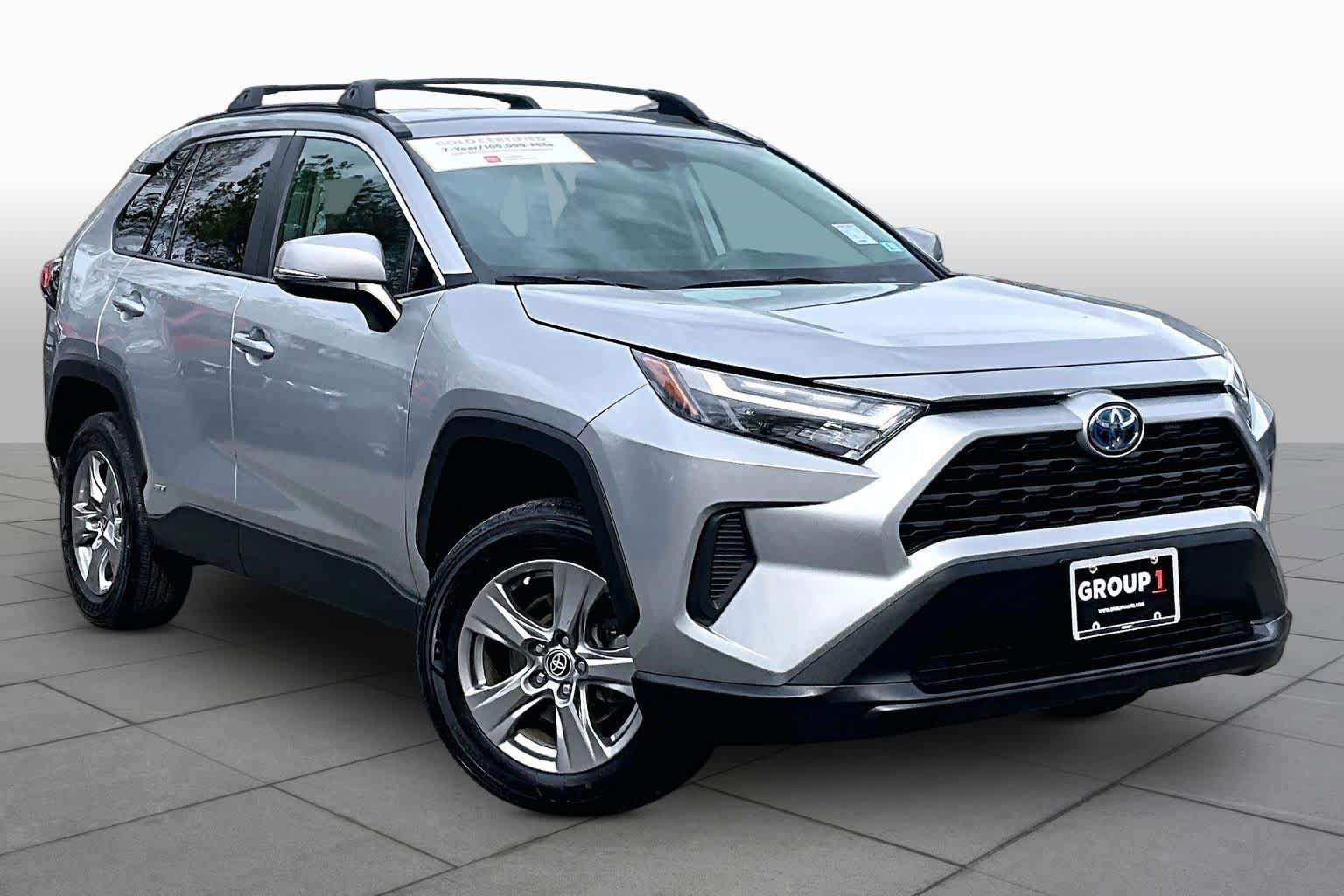 Used 2024 Toyota RAV4 XLE w/ Weather Package AWD/4WD image 3