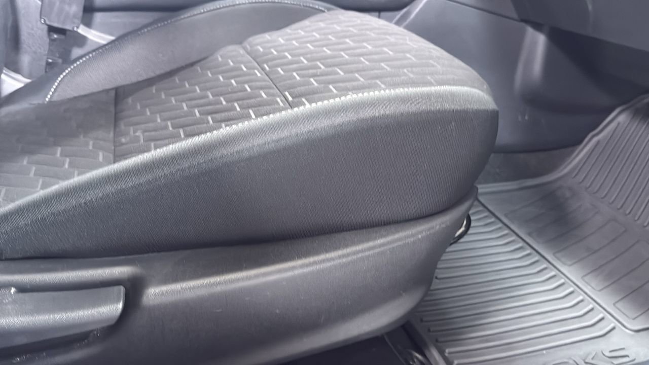 Used 2024 Nissan Kicks SV image 20