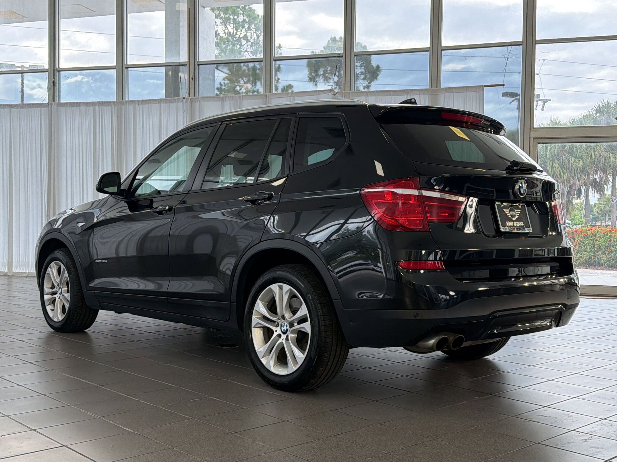 Used 2017 BMW X3 xDrive35i AWD/4WD image 3