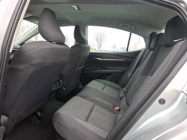 Used 2025 Toyota Camry LE image 10