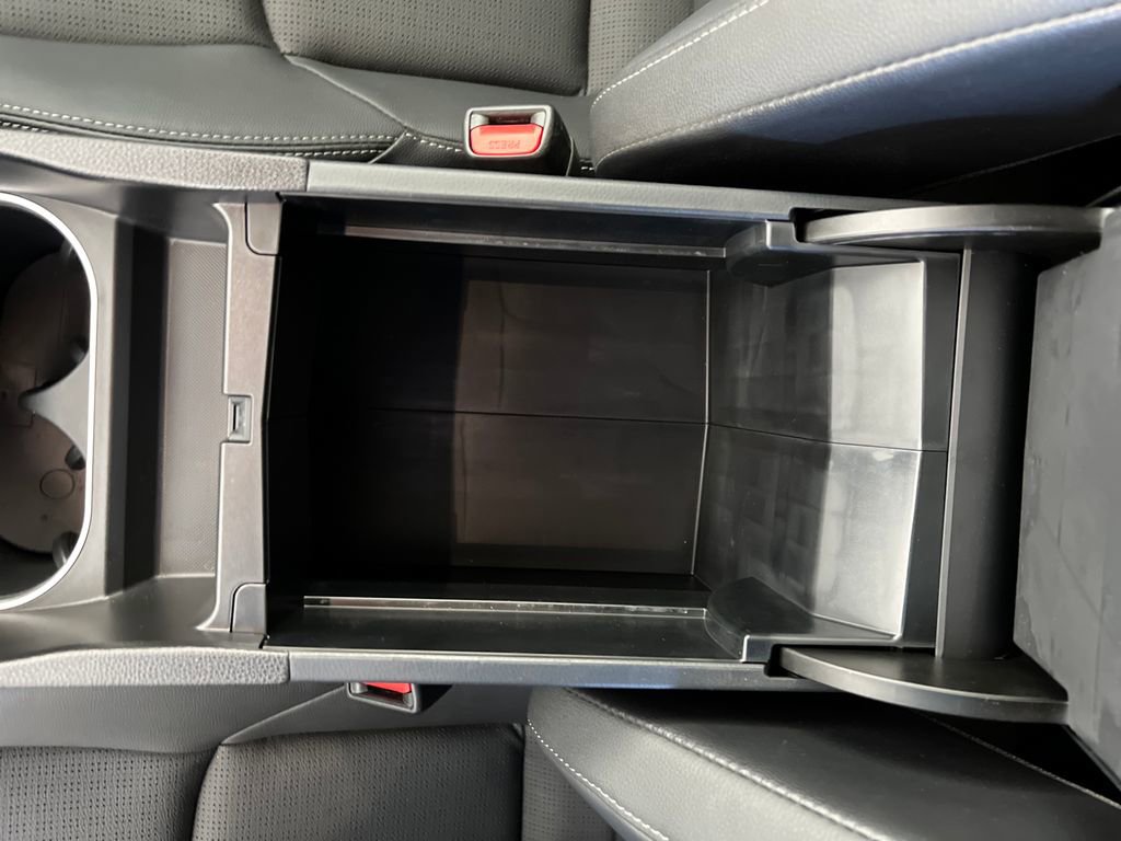 Used 2024 Subaru Solterra Limited image 26