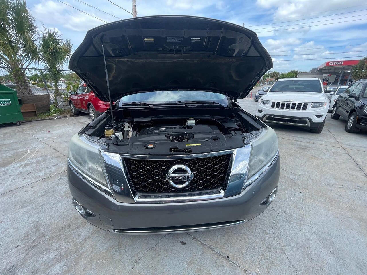Used 2015 Nissan Pathfinder SL w/ Cargo Package image 8