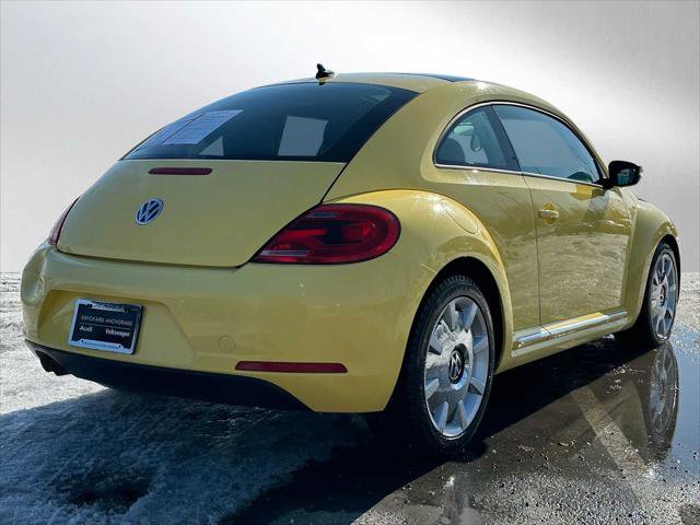 Used 2013 Volkswagen Beetle 2.5 image 3